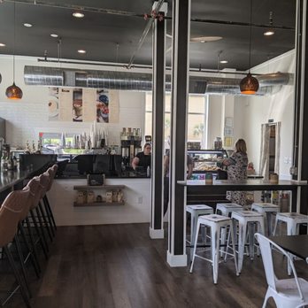 Brew - Coffee & Tea Near Me - Hanahan, South Carolina