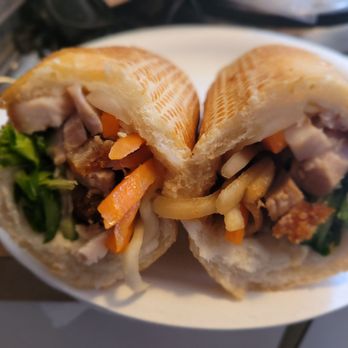Le’s Banh Mi - Cafes Near Me - Honolulu, Hawaii Le’s Banh Mi - Cafes Near Me - Honolulu, Hawaii