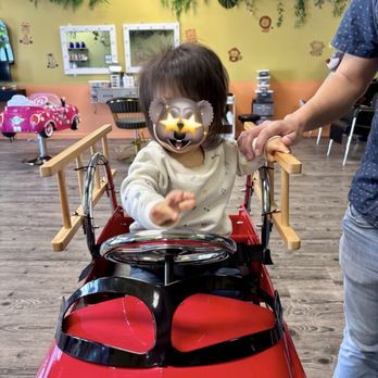 Raffi’s Cuts For Kids - Before haircut - Kids Hair Salons Near Me - Long Beach, California Raffi’s Cuts For Kids - Before haircut - Kids Hair Salons Near Me - Long Beach, California