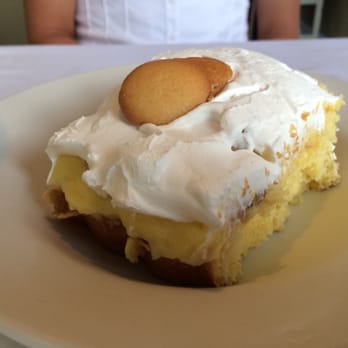 Cafe Piazza - Banana pudding cake - Pizza Near Me - Collierville, Tennessee Cafe Piazza - Banana pudding cake - Pizza Near Me - Collierville, Tennessee