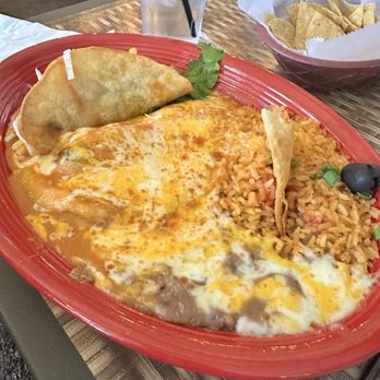 Yolanda's Mexican cafe - 2 item combo plate w/ a beef taco and chili relleno. My mom wasn't impressed. - Mexican Near Me - Camarillo, California Yolanda's Mexican cafe - 2 item combo plate w/ a beef taco and chili relleno. My mom wasn't impressed. - Mexican Near Me - Camarillo, California