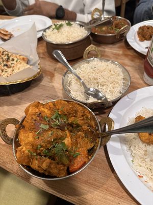 Curry N Pie - Asian Fusion by null