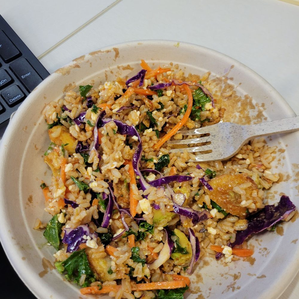 Just Salad - Avo crunch bowl - Salad Near Me - Miami, Florida Just Salad - Avo crunch bowl - Salad Near Me - Miami, Florida