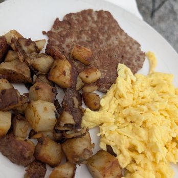 Deb's Restaurant - Scrambled, in house sausage and homefries - Breakfast & Brunch Near Me - Higganum, Connecticut