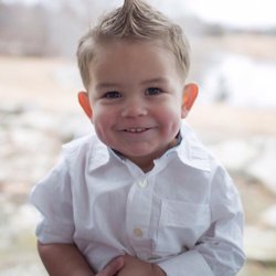 Janey's Barber Shop - Fauhawk