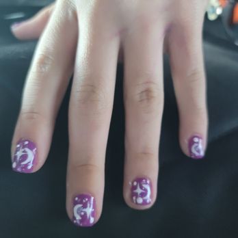 Pampered Nails and Spa - Gel Manicure with design - Nail Salons Near Me - Lancaster, California Pampered Nails and Spa - Gel Manicure with design - Nail Salons Near Me - Lancaster, California
