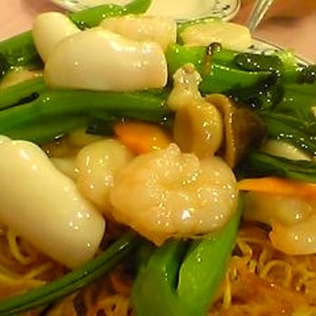 New Golden Gate - seafood chow mein ~ need I say more? - Chinese Near Me - Boston, Massachusetts New Golden Gate - seafood chow mein ~ need I say more? - Chinese Near Me - Boston, Massachusetts