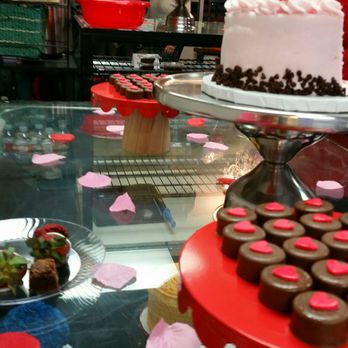 Q’s Cakes and Sweets Boutique - That cherry chip cake...soooooo gooood - Cupcakes Near Me - Albuquerque, New Mexico Q’s Cakes and Sweets Boutique - That cherry chip cake...soooooo gooood - Cupcakes Near Me - Albuquerque, New Mexico