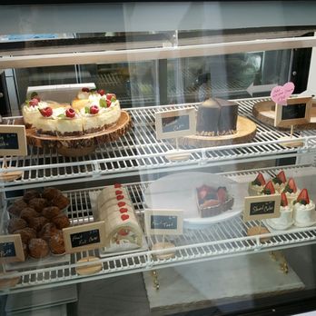 cakeM - Cake selection - Patisserie/Cake Shop Near Me - Honolulu, Hawaii