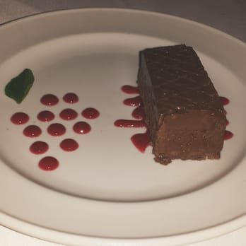 La Dolce Vita - amazing chocolate truffle cake! - Italian Near Me - Cancún, ROO La Dolce Vita - amazing chocolate truffle cake! - Italian Near Me - Cancún, ROO