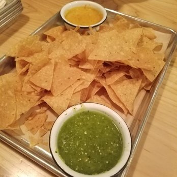 Lonesome Rose - Logan Square - Chips and salsa for the table - Bars Near Me - Chicago, Illinois