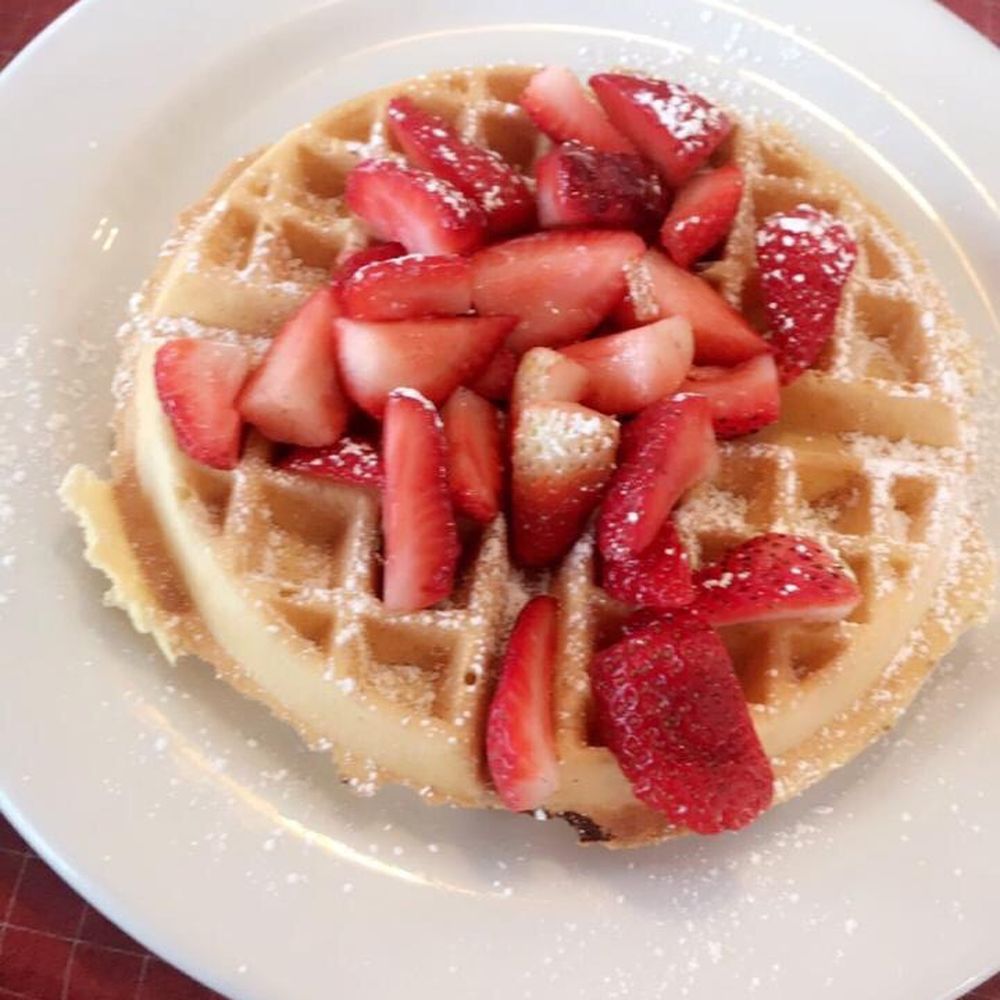 Burnt Toast - Belgian waffle - Breakfast & Brunch Near Me - Algonquin, Illinois Burnt Toast - Belgian waffle - Breakfast & Brunch Near Me - Algonquin, Illinois