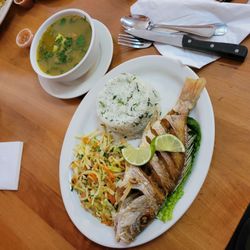 Las Delicias Colombianas - Pargo Rojo frito, rice with cilantro and tostones soup.
