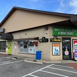 Danspot - Find the convenience store and you will discover a pleasant surprise tucked away through the cheery green doors!