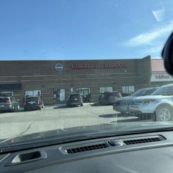 Circle City Bargains - Outside