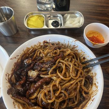 Paik's Noodle Aurora 홍콩반점 - Chinese Near Me - Aurora, Colorado