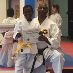 Harriday's Karate and Fitness - Graduation to yellow belt.