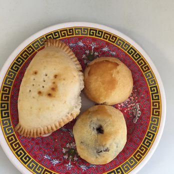 Sam Sato's - Pineapple turnover and manju (lima and azuki) - Bakeries Near Me - Wailuku, Hawaii