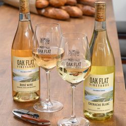 Oak Flat Vineyards Tasting Room and Bistro