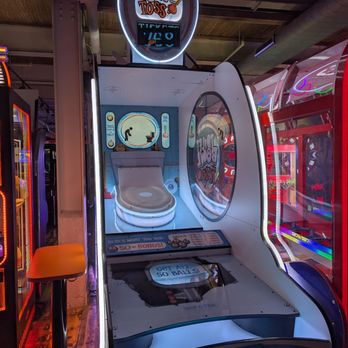 Elston Electric - Arcades Near Me - Chicago, Illinois