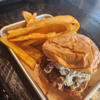 HoneyFire BBQ - Pork sandwich & fries - Barbeque Near Me - Nashville, Tennessee HoneyFire BBQ - Pork sandwich & fries - Barbeque Near Me - Nashville, Tennessee