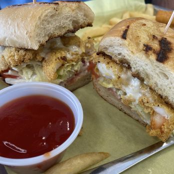 Catfish House - Shrimp Poboy - Seafood Near Me - Irving, Texas Catfish House - Shrimp Poboy - Seafood Near Me - Irving, Texas