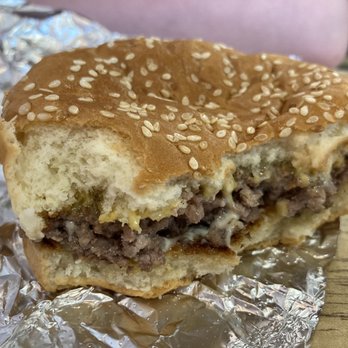 Five Guys - Single cheeseburger, plenty of food with fries - Fast Food Near Me - Louisville, Kentucky Five Guys - Single cheeseburger, plenty of food with fries - Fast Food Near Me - Louisville, Kentucky