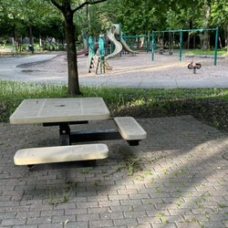 Hill Street Park - More picnic tables and the playground - you can sit here and watch the kids play, then call em over and all eat lunch