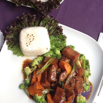 Vlaire Uisine - Vlaire Uisine: Speise - Vegan Near Me - Vienna, 9