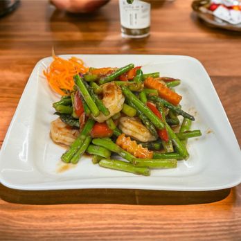 Sisaket Thai Kitchen - Thai Near Me - Martinez, California