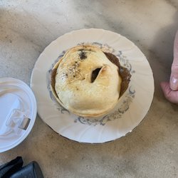 Harwood Gold - Beef and mushroom pie