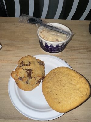 Insomnia Cookies by null