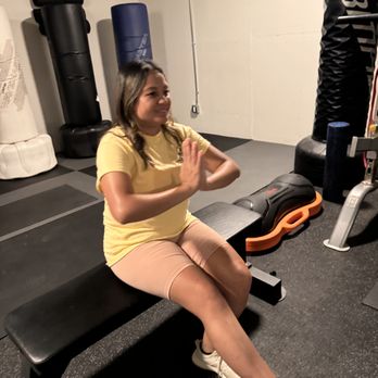 Fit by Pik - One on one session with Faith! My dear client who I adore . She's working so hard ! Keep it up mama! - Boxing Near Me Fit by Pik - One on one session with Faith! My dear client who I adore . She's working so hard ! Keep it up mama! - Boxing Near Me