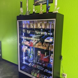 Voltage Vapor Shop