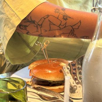 Copper Vine Restaurant - Impossible burger - Wine Bars Near Me - New Orleans, Louisiana Copper Vine Restaurant - Impossible burger - Wine Bars Near Me - New Orleans, Louisiana