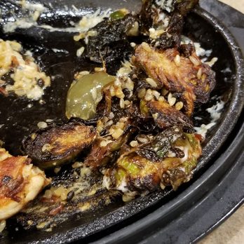 Denny's - Parmesan chicken sizzlin skillet. Oh, its past sizzling.  Initial presentation - American Near Me - Clovis, California