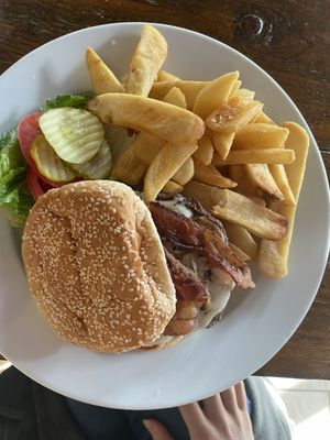 CANTINA 35 (35 Avenue Diner) by null