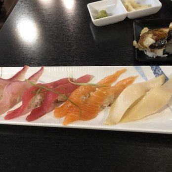 Super Sushi - Yellowtail, garlic tuna, garlic salmon, super white tuna - Sushi Bars Near Me - Las Vegas, Nevada Super Sushi - Yellowtail, garlic tuna, garlic salmon, super white tuna - Sushi Bars Near Me - Las Vegas, Nevada