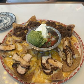 Superica - Nachos Chicken - Breakfast & Brunch Near Me - Winter Park, Florida