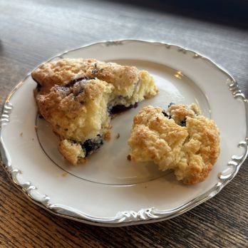 Robin Simmons Bakery - blueberry lemon scone - Desserts Near Me - Virginia Beach, Virginia Robin Simmons Bakery - blueberry lemon scone - Desserts Near Me - Virginia Beach, Virginia