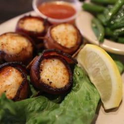 user provided Bob Chinn's Crab House photo