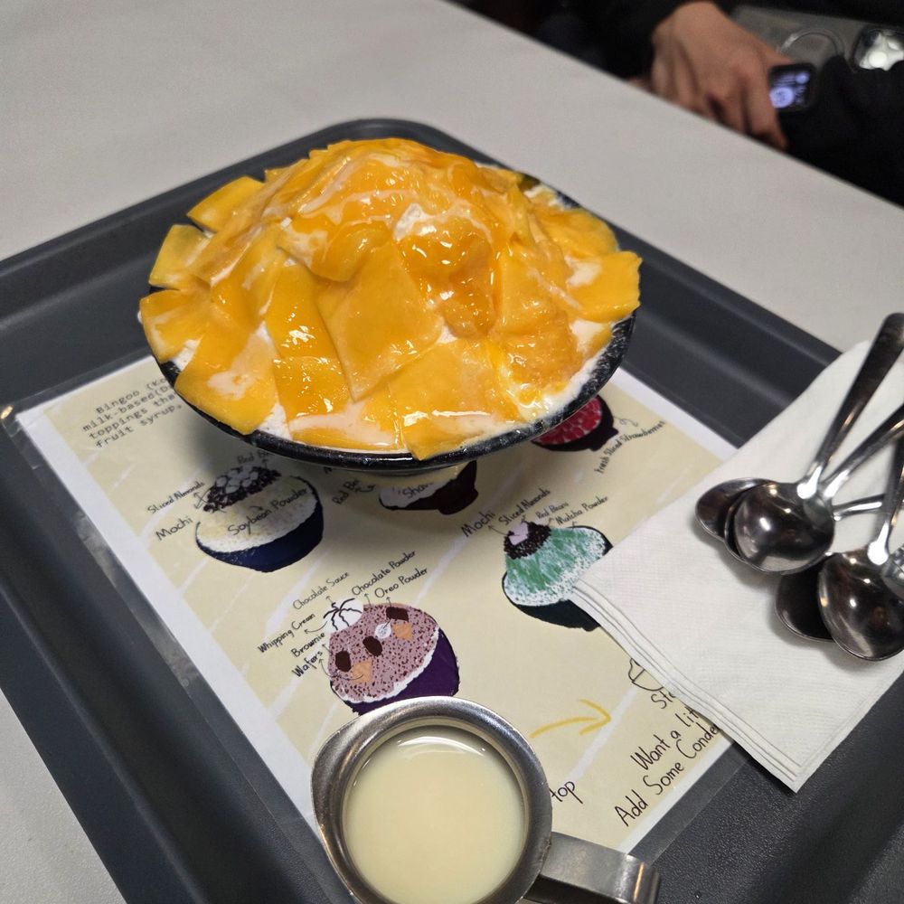 Snow Bowl - Mango Bingsoo - Bubble Tea Near Me - Newark, California Snow Bowl - Mango Bingsoo - Bubble Tea Near Me - Newark, California