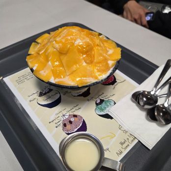 Snow Bowl - Mango Bingsoo - Bubble Tea Near Me - Newark, California Snow Bowl - Mango Bingsoo - Bubble Tea Near Me - Newark, California