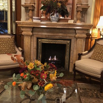 Wentworth Mansion - Main floor library - Hotels Near Me - Charleston, South Carolina