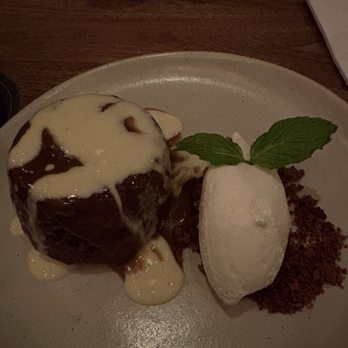 The Dead Rabbit - Sticky toffee pudding - Cocktail Bars Near Me - New York, New York