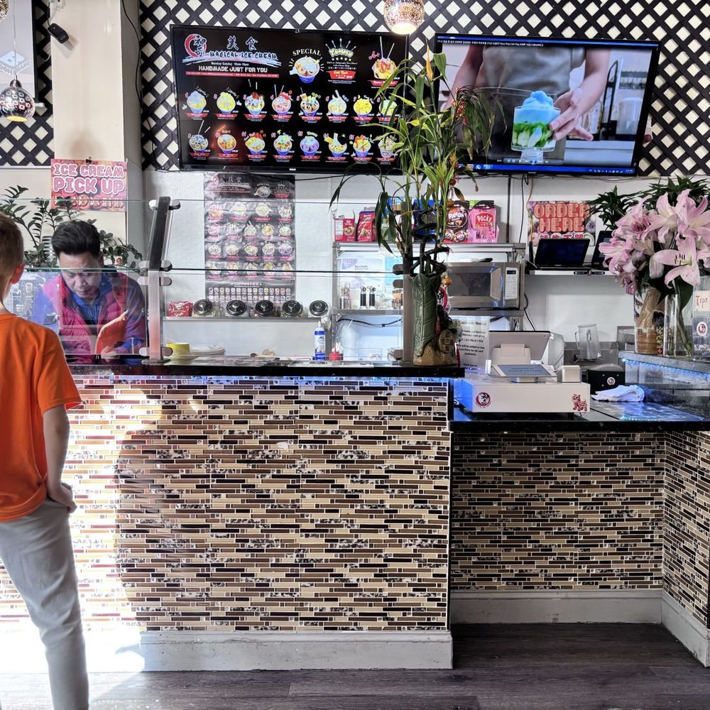 Magical Ice Cream - Watch the ice cream being rolled - Ice Cream & Frozen Yogurt Near Me - San Francisco, California Magical Ice Cream - Watch the ice cream being rolled - Ice Cream & Frozen Yogurt Near Me - San Francisco, California