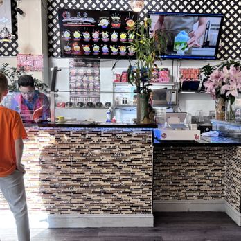 Magical Ice Cream - Watch the ice cream being rolled - Ice Cream & Frozen Yogurt Near Me - San Francisco, California Magical Ice Cream - Watch the ice cream being rolled - Ice Cream & Frozen Yogurt Near Me - San Francisco, California