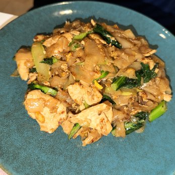 Wondee Siam - Pad Se Ew - Thai Near Me - New York, New York Wondee Siam - Pad Se Ew - Thai Near Me - New York, New York