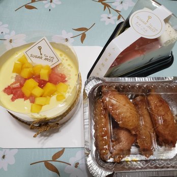 Sugar Miss Tea Cafe - Mango juice sago molten cake, peach & Jasmine green tea crepe cake and Orleans wings - Desserts Near Me - Brooklyn, New York Sugar Miss Tea Cafe - Mango juice sago molten cake, peach & Jasmine green tea crepe cake and Orleans wings - Desserts Near Me - Brooklyn, New York