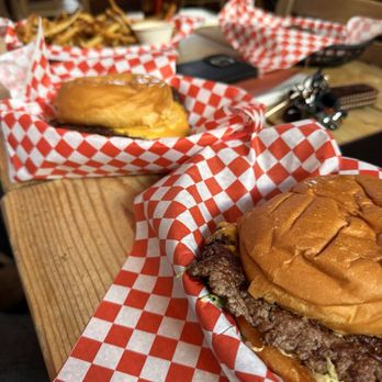 Tulip Shop Tavern - Tavern burger! French fries and RC cola! - American Near Me - Portland, Oregon Tulip Shop Tavern - Tavern burger! French fries and RC cola! - American Near Me - Portland, Oregon